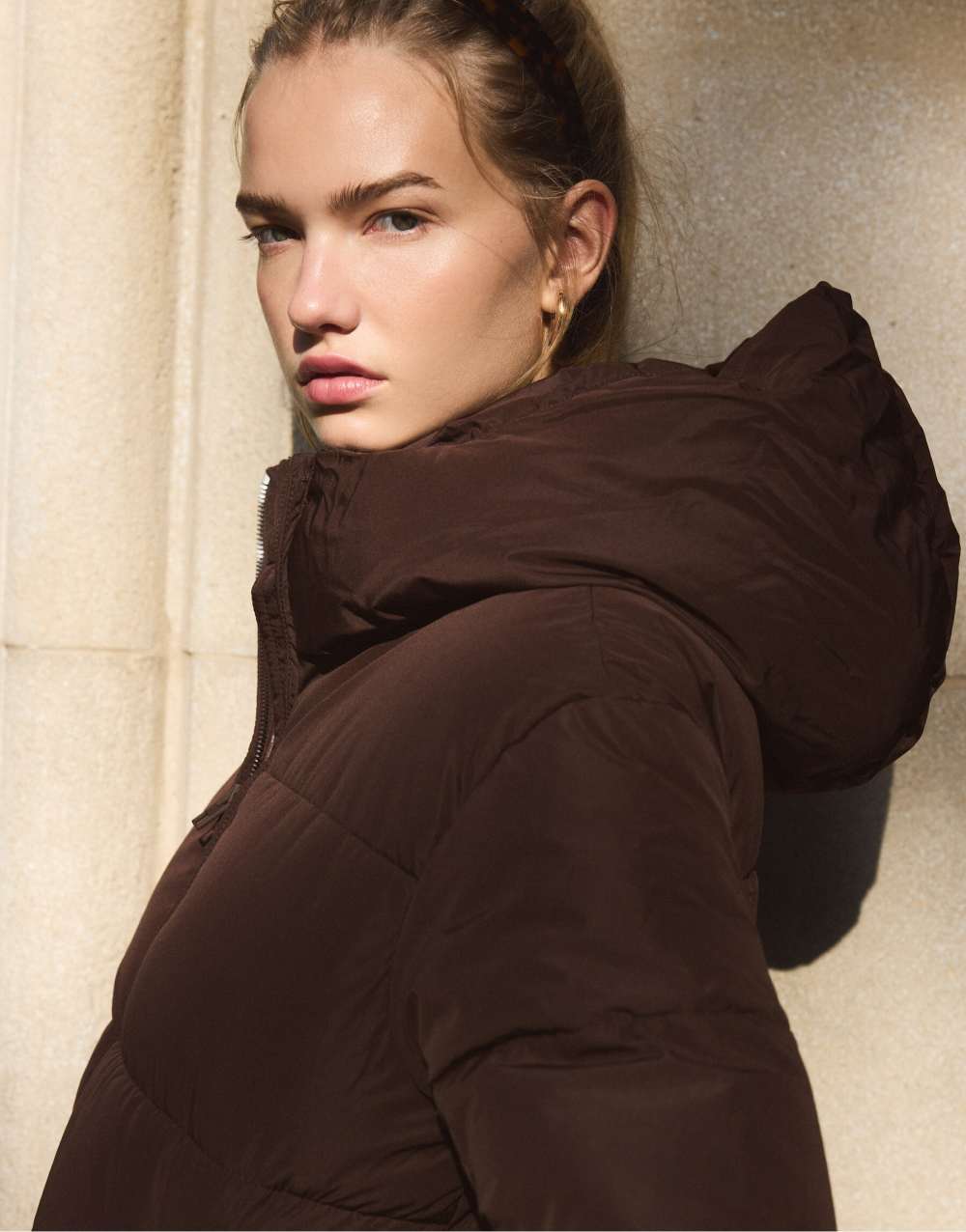 Stradivarius Basic hooded puffer jacket in tan