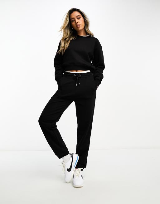 JOGGER TROUSERS AND CROPPED SWEATSHIRT CO-ORD