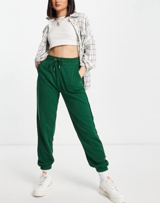 Stradivarius basic jogger in green