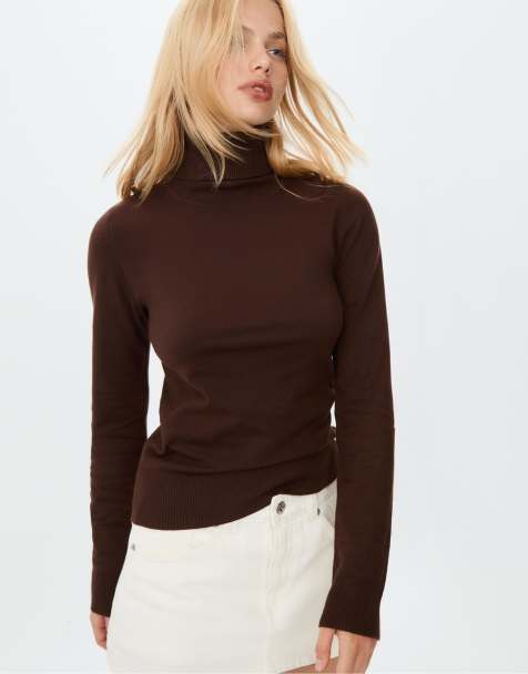 Stradivarius Basic knit turtleneck sweater in brown - view 1