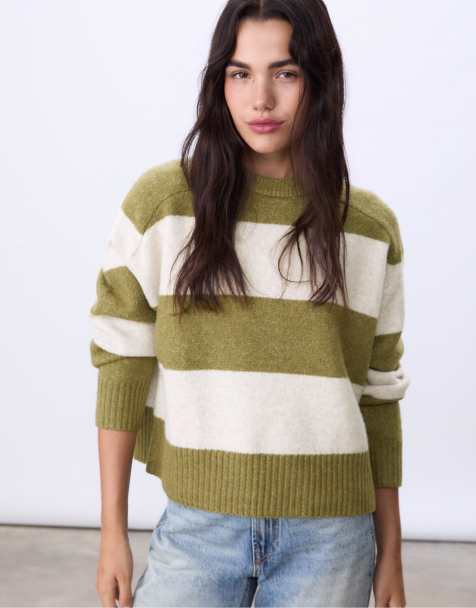 Stradivarius - Basic - Maglione morbido al tatto verde oliva - view 1