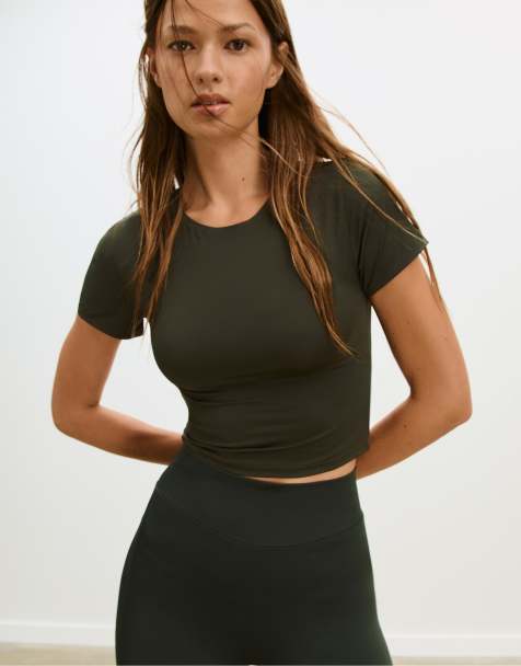 Stradivarius Basic polyamide t-shirt in green - view 1