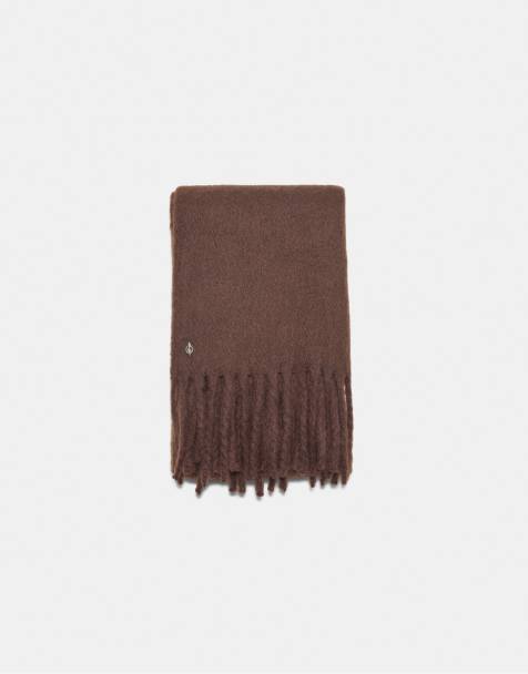 Stradivarius basic sjaal van middelzware stof in bruin - view 1