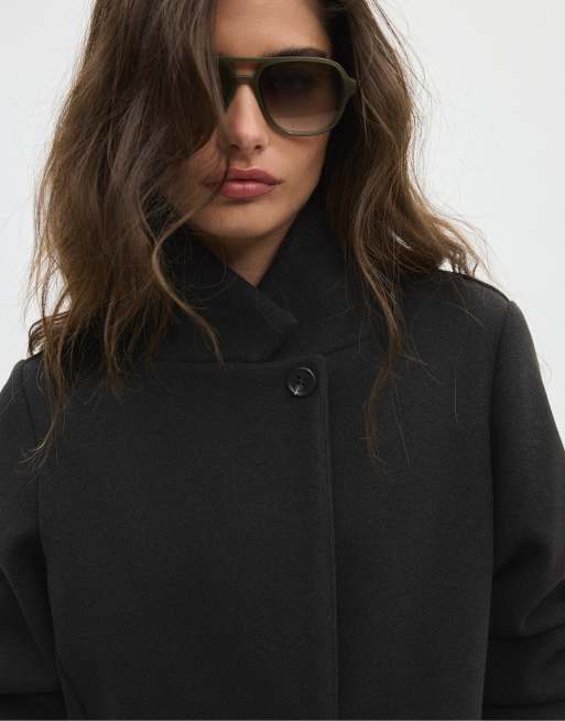 Stradivarius Basic soft-touch coat in black, 2 of 7