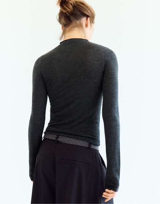 Stradivarius Basic striktrøje i uld og silke med ståkrave i mørkegrå, 3 af 7