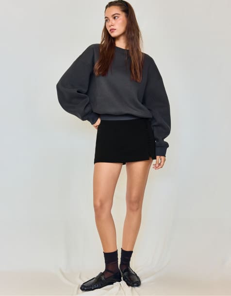 Stradivarius Basic sweatshirt in dark grey - view 1