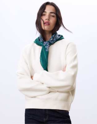 Stradivarius - Basic-Sweatshirt in Ecru-Weiß
