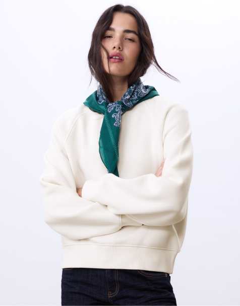 Stradivarius Basic sweatshirt in ecru - view 1