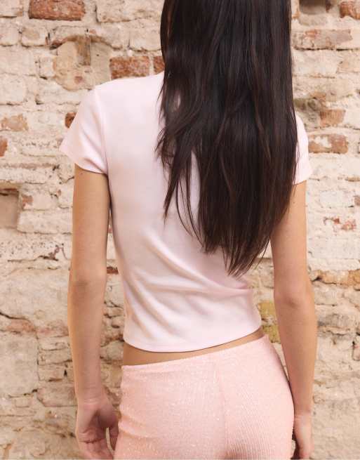 Stradivarius – Basic-T-Shirt in Pastellgelb mit Rundhalsausschnitt, 4 von 4