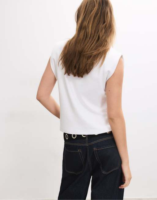 Stradivarius – Basic-T-Shirt in Weiß mit Schulterpolstern, 4 von 4