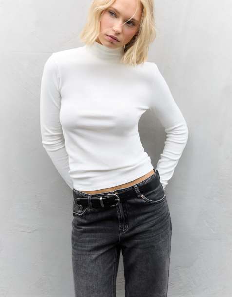 Stradivarius - Basic T-shirt met hoge hals in ecru - view 1