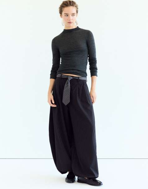 Stradivarius Basic wool and silk funnel-neck jumper in dark grey - view 1