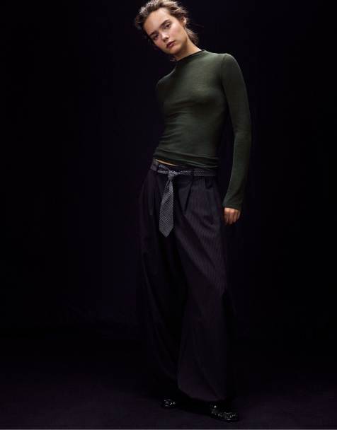 Stradivarius Basic wool and silk funnel-neck jumper in khaki - view 1