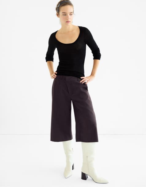 Stradivarius Basic wool and silk round neck jumper in black - view 1