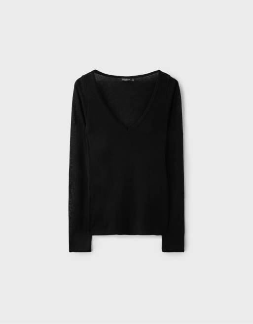 Stradivarius Basic wool and silk v-neck sweater in black, 6 of 7