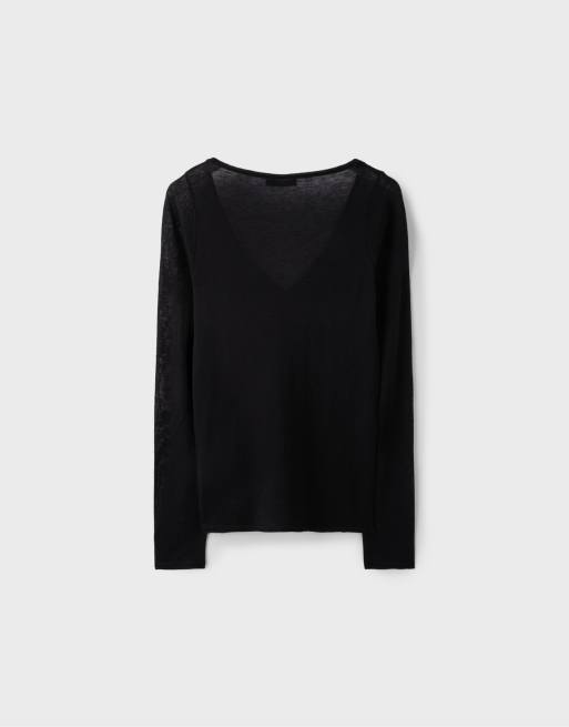 Stradivarius Basic wool and silk v-neck sweater in black, 7 of 7