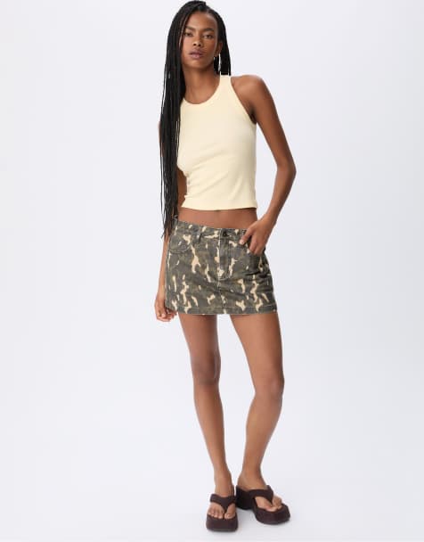 Stradivarius – Bedruckter Skort in der Farbe Verde - view 1