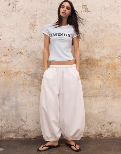 Stradivarius – Bedrucktes T-Shirt in Himmelblau - view 1