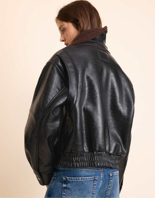 Stradivarius beidseitig tragbare Jacke in Schwarz, 3 von 7
