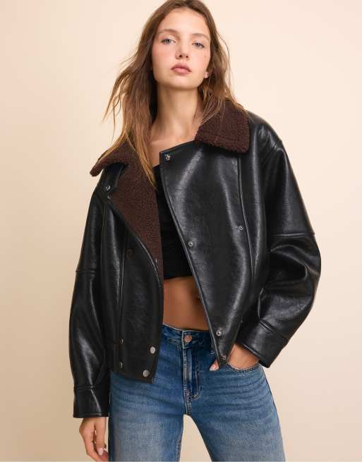Stradivarius beidseitig tragbare Jacke in Schwarz, 5 von 7