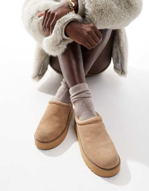 Stradivarius – Beige, fluffiga tofflor i läder med platå - view 1