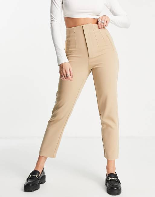 Stradivarius – Beige smala figursydda byxor
