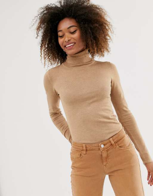 Stradivarius – Beige tröja med halvpolokrage i enkel modell
