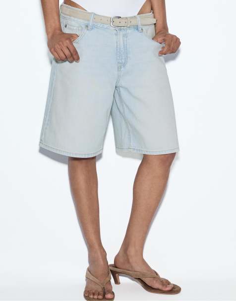Stradivarius - Bermuda en jean avec ceinture - Bleu clair délavé - view 1