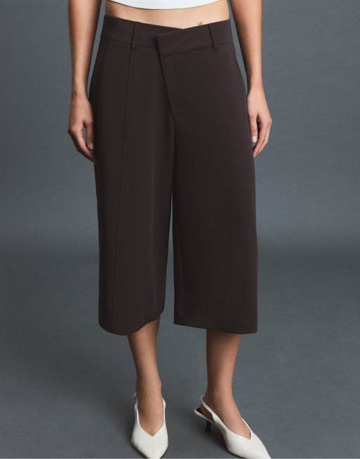 Stradivarius bermuda large à taille croisée marron, 5 de 7