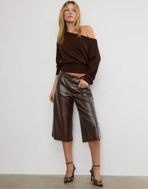 Stradivarius - Bermudashort met leereffect in bruin - view 1