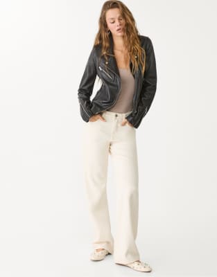 Stradivarius - Bikerjacke aus schwarzem Leder