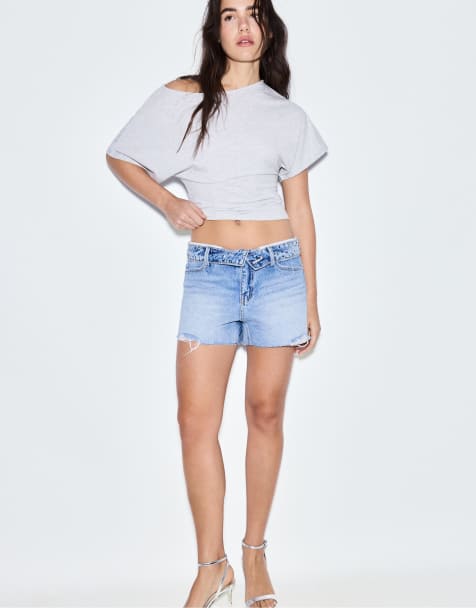 Stradivarius – Blå, överfärgade jeansshorts med nedvikt midja - view 1