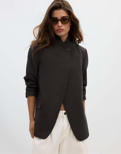 Stradivarius blazer asymétrique coupe regular marron, 5 de 7