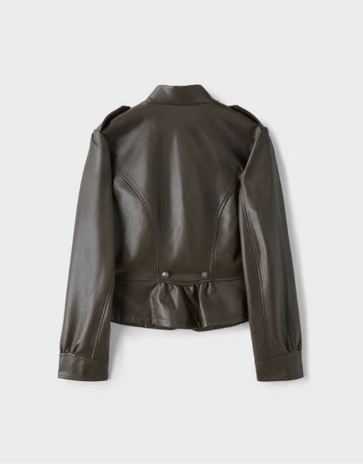 Stradivarius blazer effetto pelle con bottoni incisi color kaki, 7 di 7