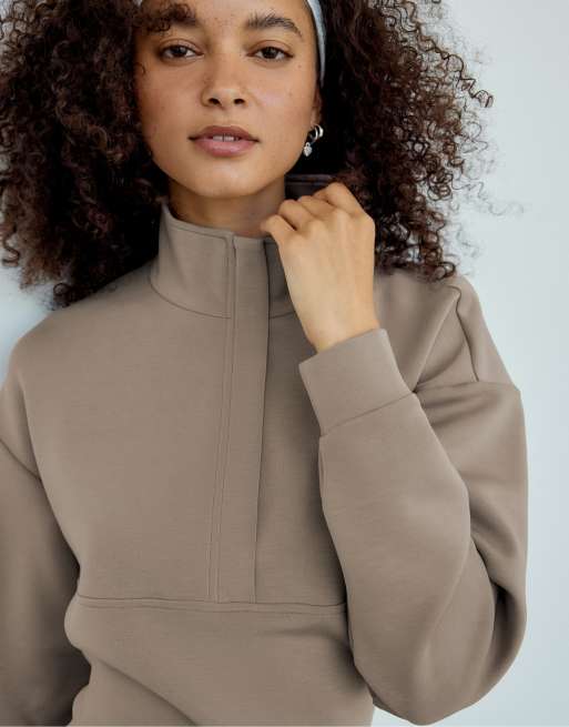Stradivarius blød sweatshirt med lynlås i beige, 5 af 7