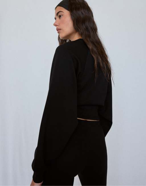 Stradivarius blød sweatshirt med tætsiddende talje i sort, 3 af 7