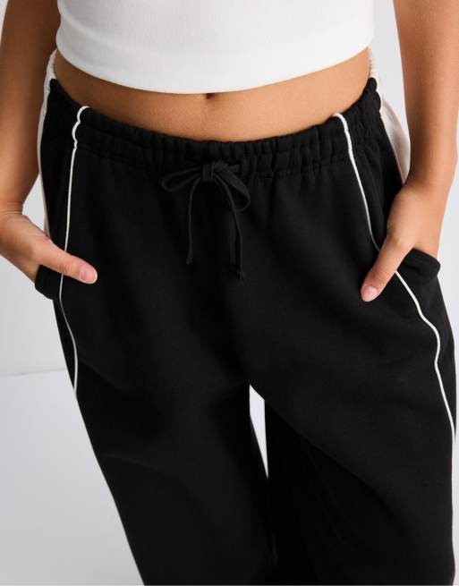 Stradivarius bløde joggingbukser med kontraststribe i siden og snører i sort, 4 af 7