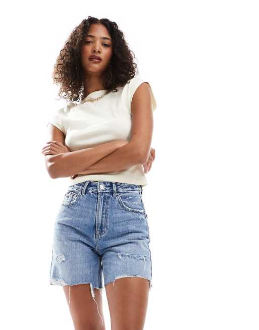 Stradivarius – Blekta jeansshorts i dad-modell