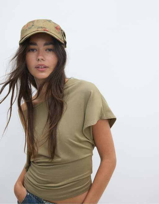 Stradivarius blommig keps i khaki, 3 av 4