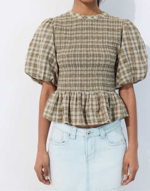 Stradivarius blouse met korte mouwen en peplum in kaki, 2 van 7