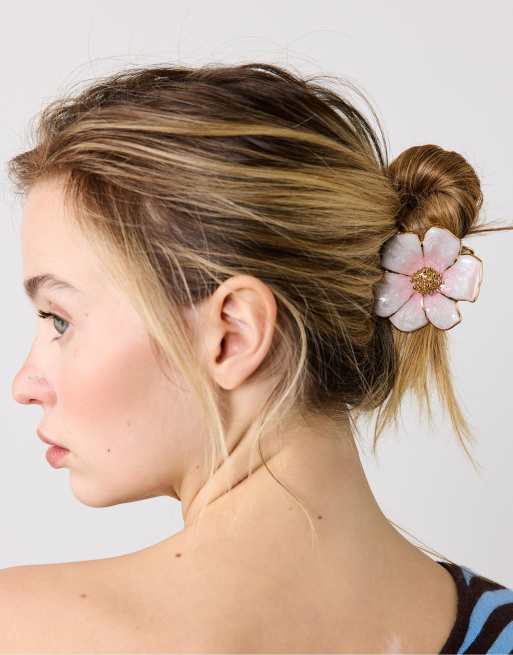 Stradivarius – Blumen-Haarklammer aus Metall in Blassrosa, 2 von 4