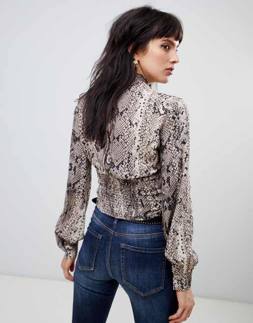 Blusa animal print online stradivarius