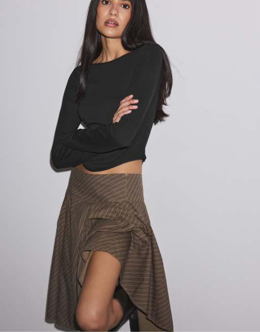 Stradivarius Boat neck long sleeve t-shirt in black, 2 of 6