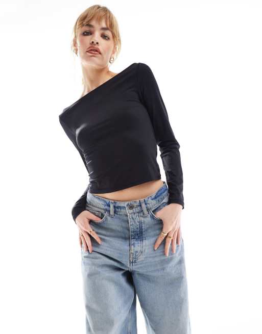 Stradivarius scoop neck long sleeve crop top in black