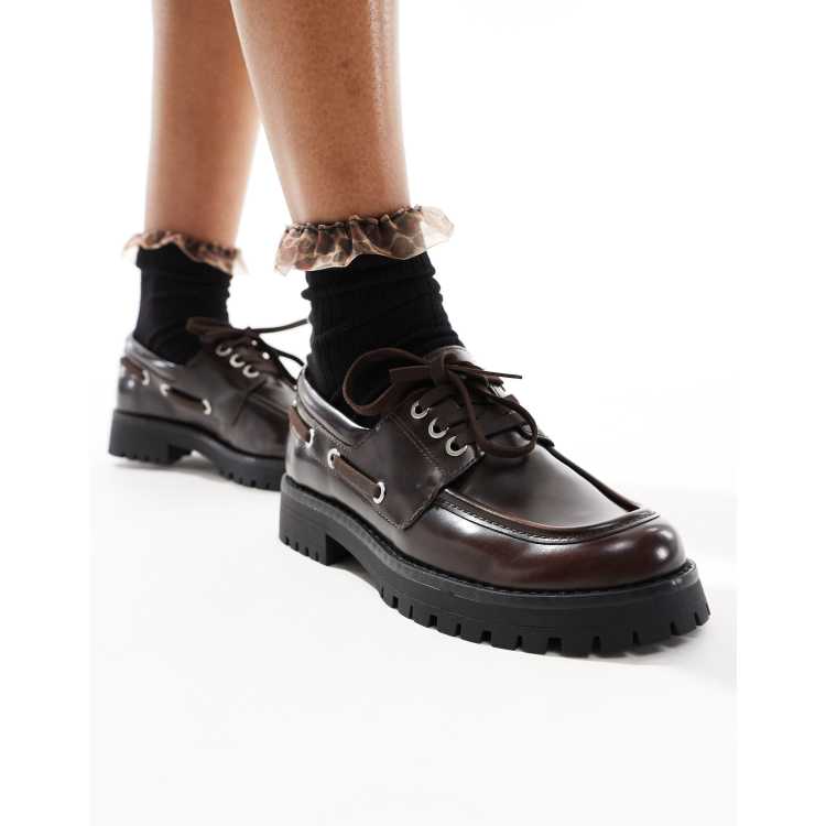 Stradivarius Boat Shoe in Brown