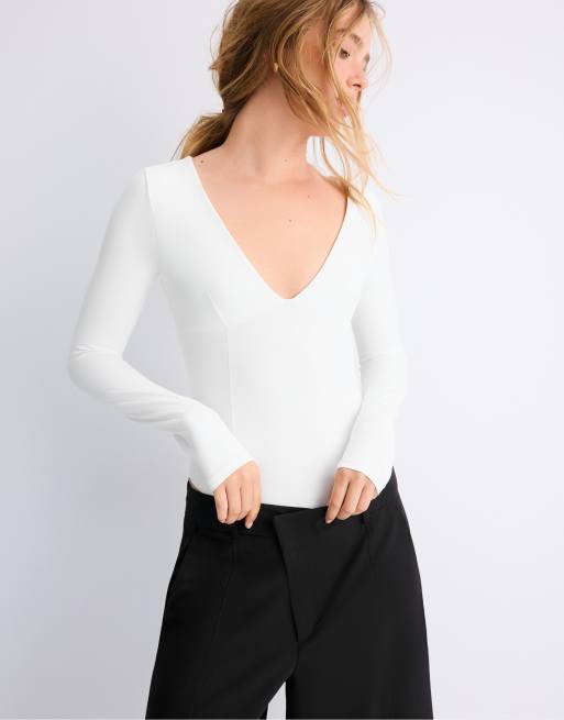 Stradivarius body col V avec fronces sous la poitrine en vanille, 5 de 7
