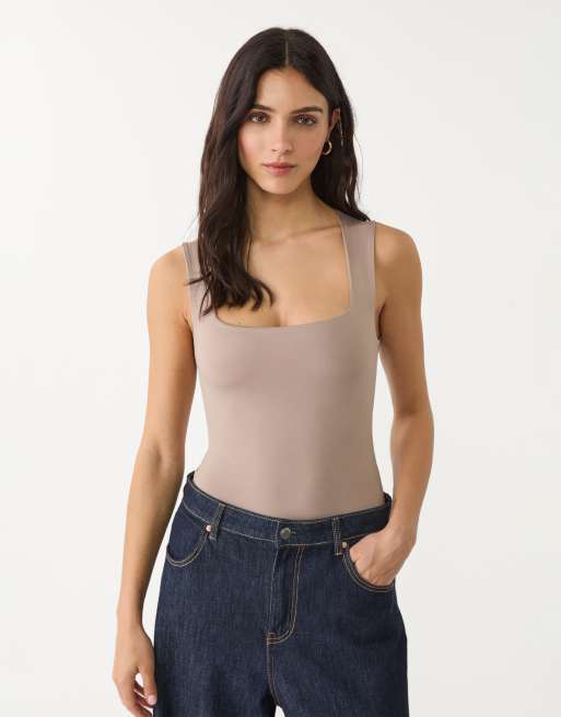 Stradivarius - Body en polyamide à encolure carrée - Beige