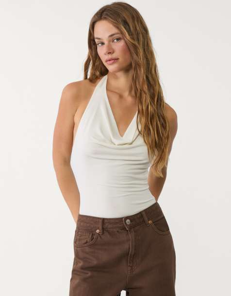 Stradivarius – Body in Ecru mit Wasserfallausschnitt - view 1