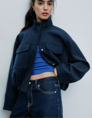 Stradivarius - Bomber doux au toucher à poches - Bleu foncé-Bleu marine