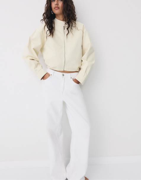 Stradivarius – Bomberjacke in Steinbeige - view 1